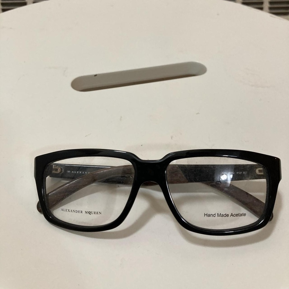 Alexander McQueen Glasses✨✨